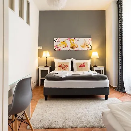 Big Aprtment In Berlin-friedrichshain