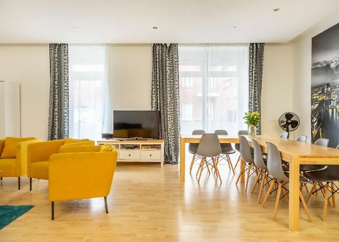 Big Aprtment In Berlin-friedrichshain *