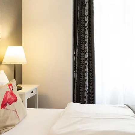 Big Aprtment In Berlin-friedrichshain *